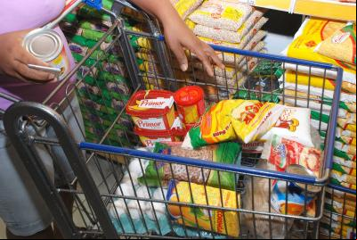 Preço de cesta de compras de famílias com renda mais baixa cai 0,09%