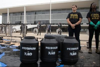 Câmara: I vai investigar vazamento de óleo no mar do Nordeste