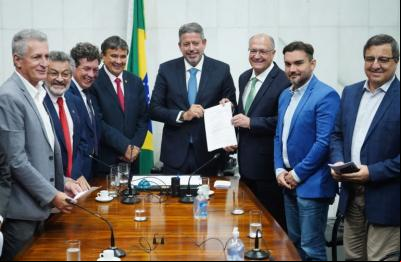 Congresso recebe minuta da PEC que prevê retirar novo Bolsa Família do teto de gastos