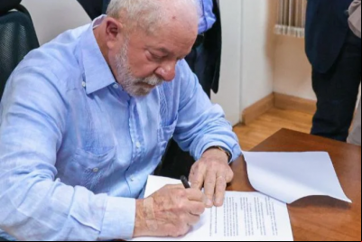 Lula decreta intervenção federal na segurança pública do Distrito Federal