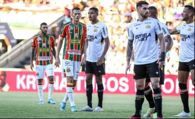 Sampaio Corrêa perde para o Criciúma e amplia jejum sem vitórias na Série B