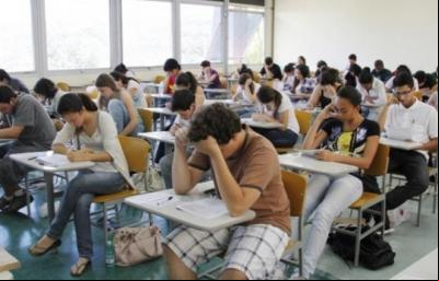 Sancionada lei do incentivo financeiro para estudante do ensino médio