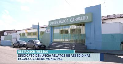 Responsáveis e alunos protestam em escola sobre possível caso de assédio moral por parte de gestora