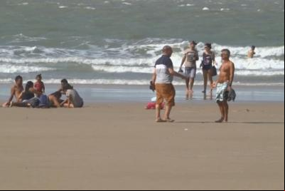 14 de 22 trechos das praias de São Luís estão impróprios para banho