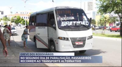 Sem transporte urbano na capital, ageiros recorrem a transportes por aplicativos